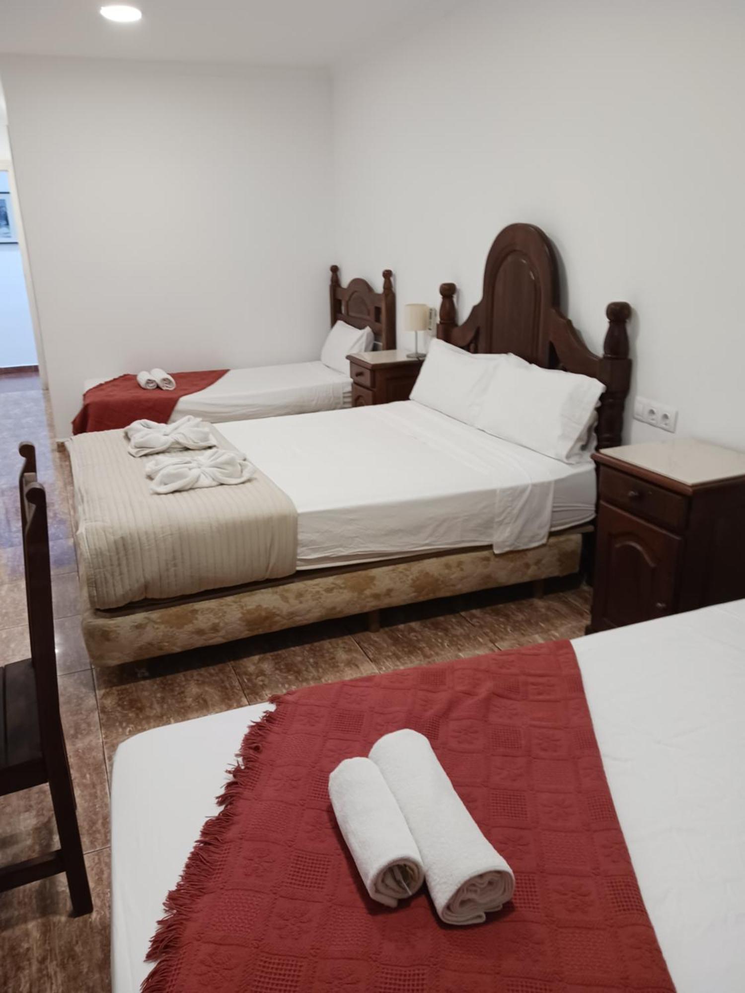 Hotel Manantiales 托雷莫利诺斯 外观 照片