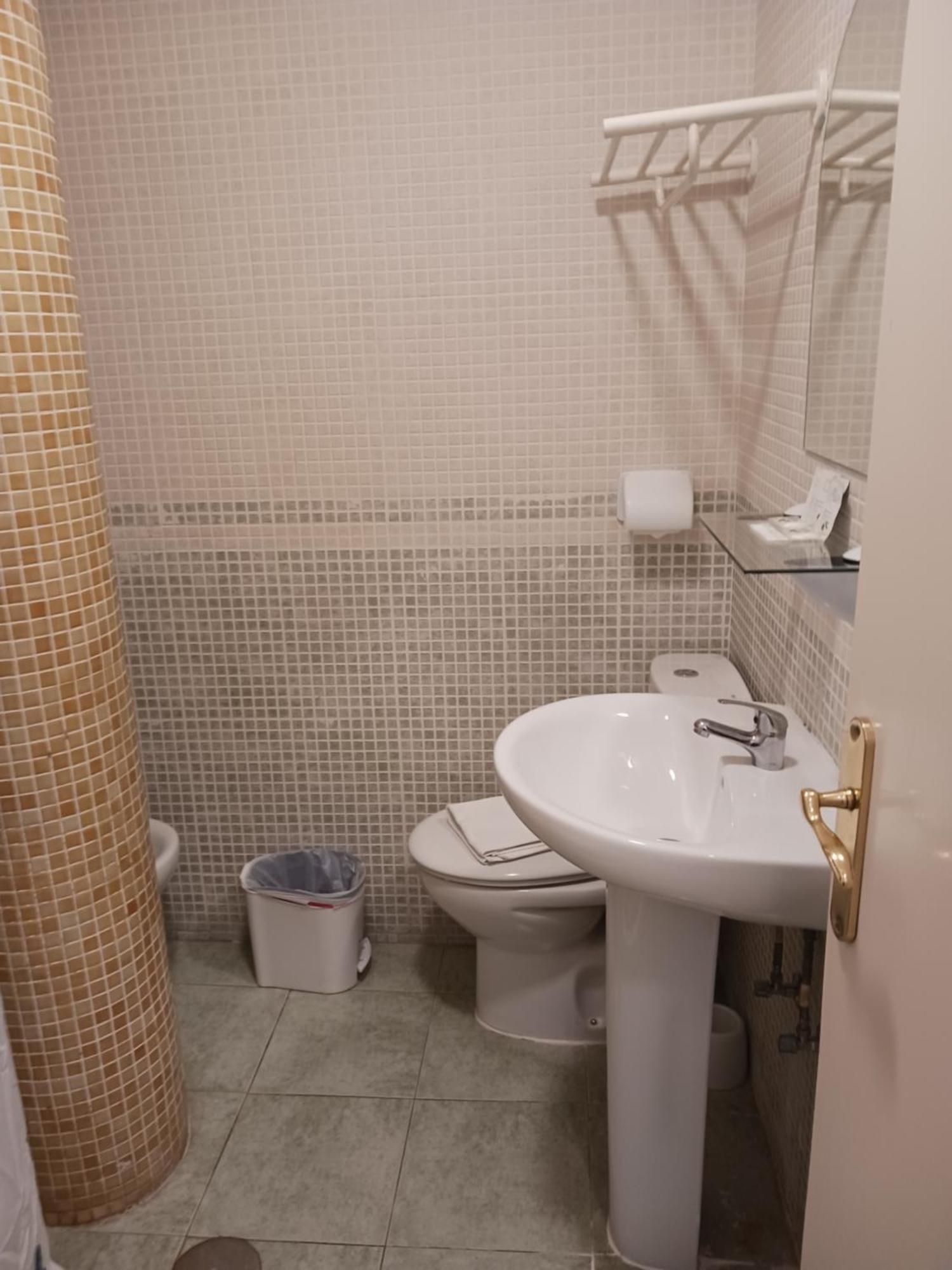 Hotel Manantiales 托雷莫利诺斯 外观 照片