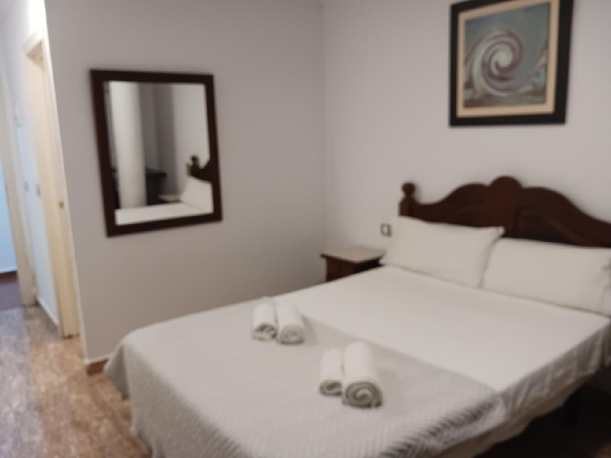 Hotel Manantiales 托雷莫利诺斯 外观 照片