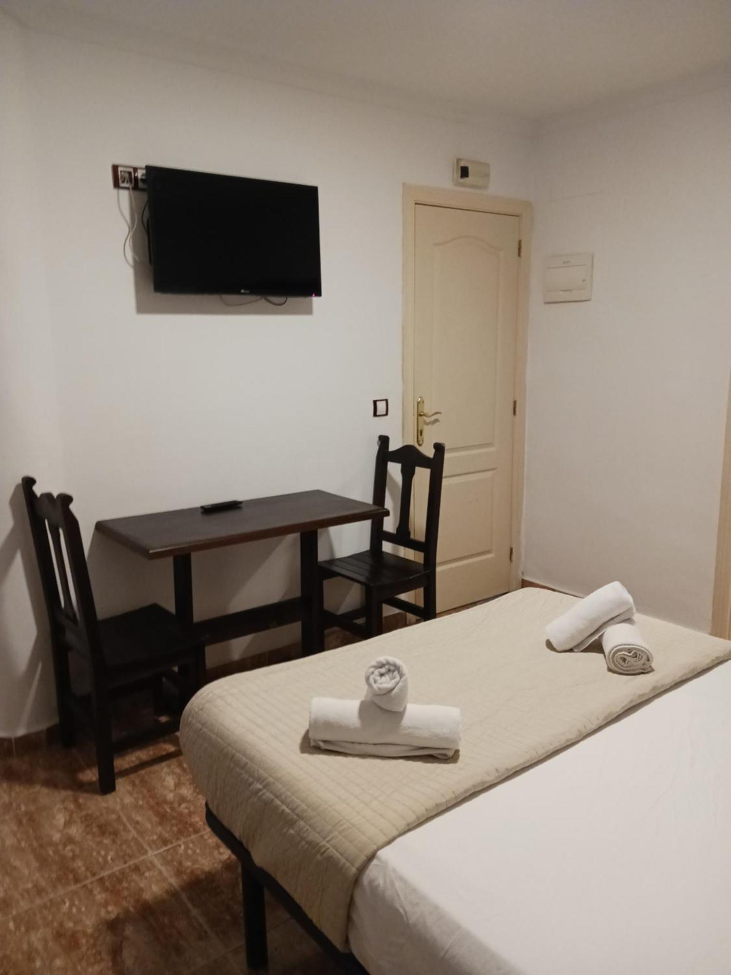 Hotel Manantiales 托雷莫利诺斯 外观 照片