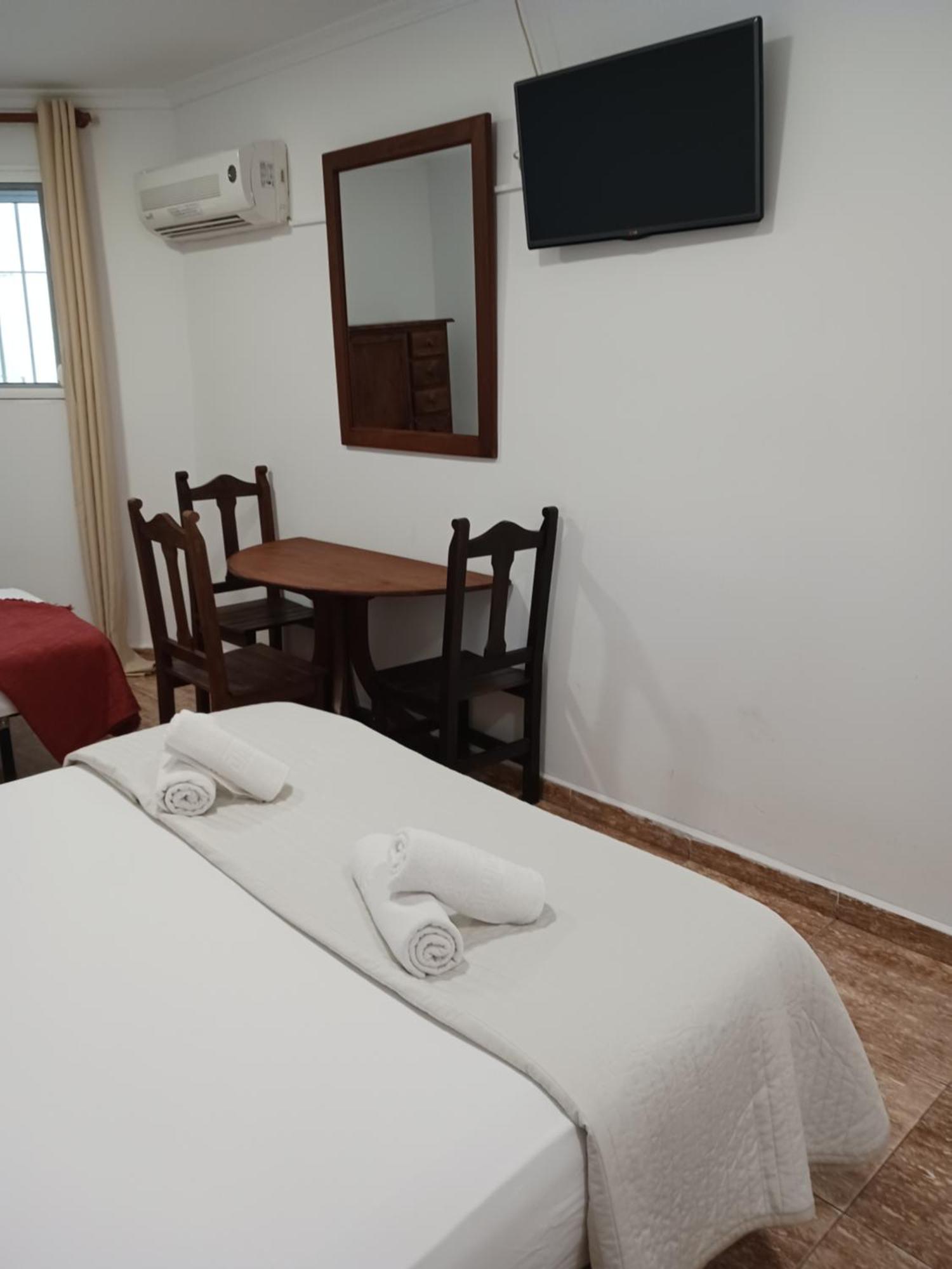 Hotel Manantiales 托雷莫利诺斯 外观 照片